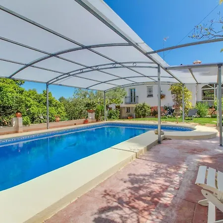 Paraiso Villa